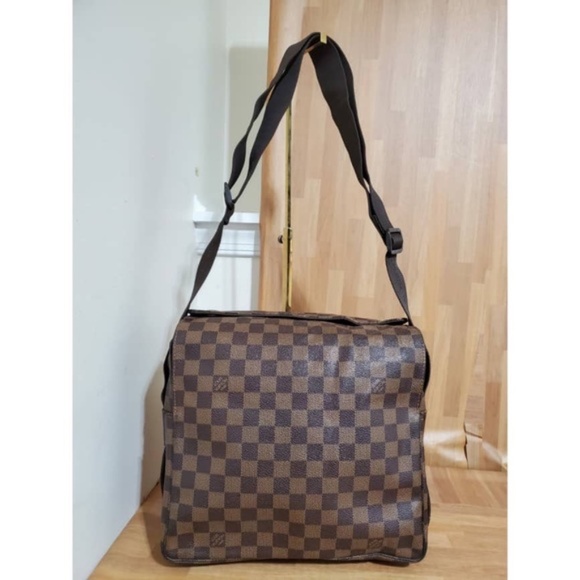 Authentic LOUIS VUITTON Damier Naviglio Messenger Bag - Picture 12 of 12